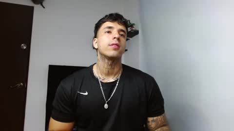 Darius Phoenix  online show from February 4, 2026, 8:36 pm