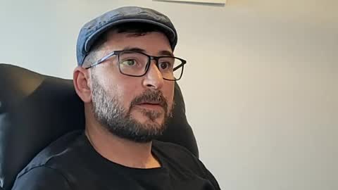 dariux_m online show from July 20, 2026, 1:46 pm