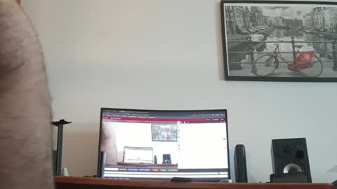 dariux_m online show from July 24, 2026, 1:53 pm