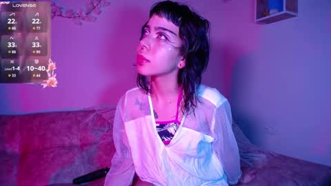 Dark online show from November 6, 2025, 12:17 pm