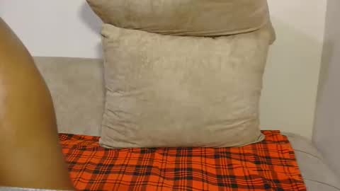 jabergal online show from April 19, 2026, 12:22 am