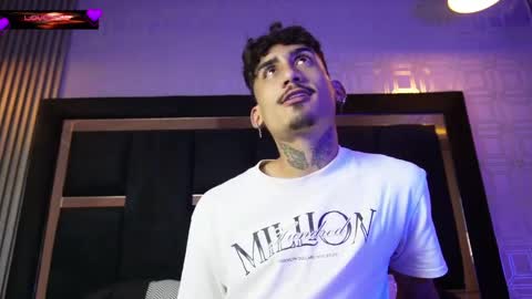 Sr. Eros online show from April 9, 2026, 4:01 am