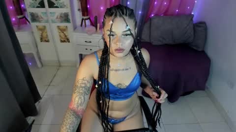 dark_flama online show from November 23, 2025, 4:51 pm