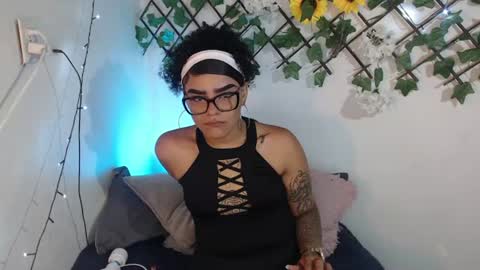 dark_flama online show from June 25, 2026, 10:47 pm