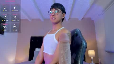 Snapshot of dark_hairy_ chatting on September 14, 2025, 5:50 am Andrew online show from September 14, 2025, 5:50 am
