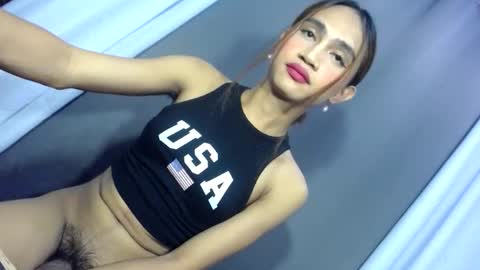 Snapshot of dark_hurohuro19 chatting on March 5, 2026, 5:25 am LIANNA online show from March 5, 2026, 5:25 am