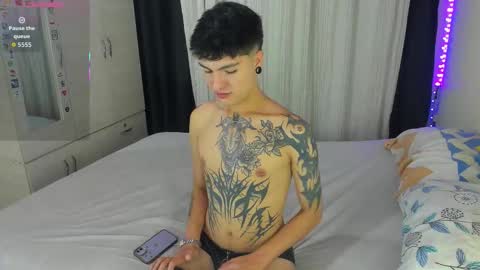 Snapshot of dark_lucky chatting on February 8, 2026, 11:08 pm Juanito online show from February 8, 2026, 11:08 pm