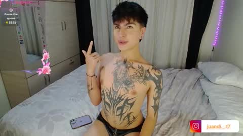 Snapshot of dark_lucky chatting on March 5, 2026, 11:23 pm Juanito online show from March 5, 2026, 11:23 pm