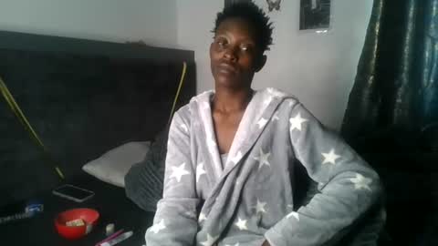 dark_mellanin online show from June 12, 2026, 7:18 am