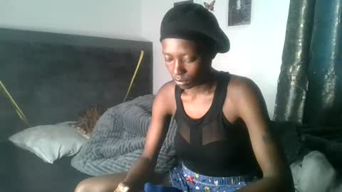 dark_mellanin online show from June 24, 2026, 9:41 am