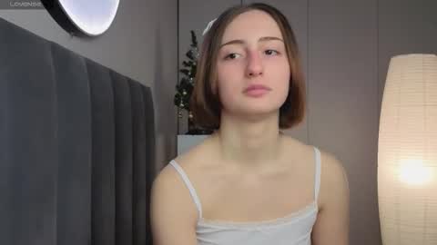 Snapshot of dark_project chatting on February 7, 2026, 7:23 am Emily online show from February 7, 2026, 7:23 am