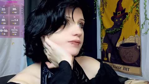 Snapshot of dark_vamp_ chatting on January 17, 2025, 4:04 pm Vamp online show from January 17, 2025, 4:04 pm