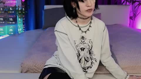 Snapshot of dark_vamp_ chatting on January 20, 2025, 5:06 pm Vamp online show from January 20, 2025, 5:06 pm