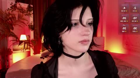 Snapshot of dark_vamp_ chatting on February 6, 2025, 9:38 pm Vamp online show from February 6, 2025, 9:38 pm