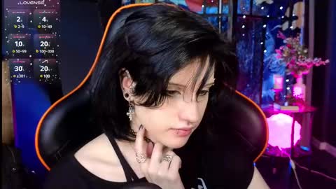 Snapshot of dark_vamp_ chatting on February 14, 2025, 4:15 am Vamp online show from February 14, 2025, 4:15 am