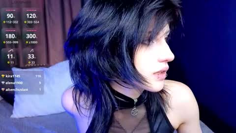 Snapshot of dark_vamp_ chatting on September 24, 2025, 4:43 pm Vamp online show from September 24, 2025, 4:43 pm