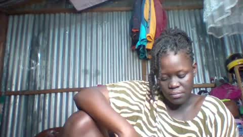 Snapshot of darkberry_bubble chatting on July 8, 2026, 6:07 am darkberry_bubble online show from July 8, 2026, 6:07 am