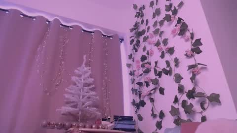  Candy   online show from November 14, 2025, 7:56 pm