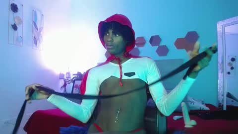 Snapshot of darkcandyboy chatting on October 7, 2025, 12:35 pm darkcandyboy online show from October 7, 2025, 12:35 pm