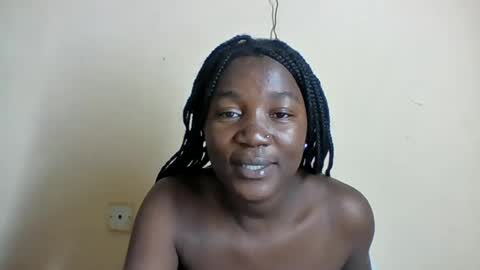 darkcaramel1 online show from July 6, 2026, 9:28 pm