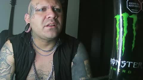 Snapshot of darkclothes chatting on January 20, 2025, 6:32 pm darkclothes online show from January 20, 2025, 6:32 pm
