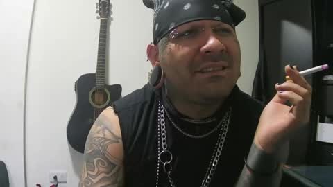 Snapshot of darkclothes chatting on January 22, 2025, 2:04 am darkclothes online show from January 22, 2025, 2:04 am