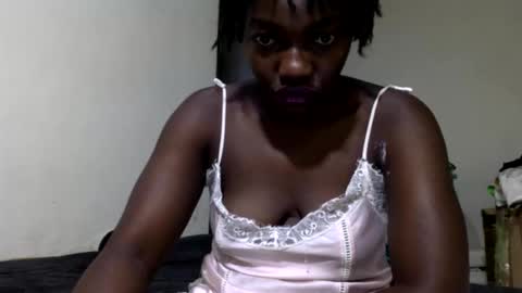 darkerberryy online show from February 12, 2026, 9:21 pm