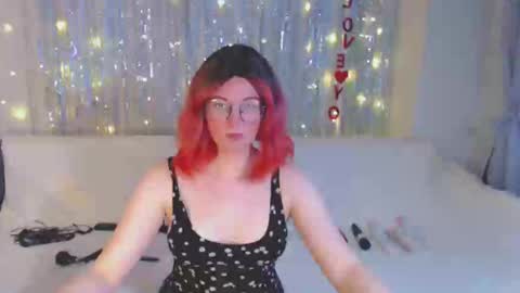 Kelly online show from December 7, 2024, 6:10 am