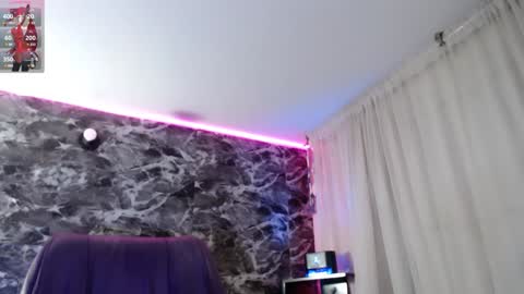 Snapshot of darkly_waxx chatting on December 21, 2024, 5:47 am New account.  Help me reach 100 thumbs up  online show from December 21, 2024, 5:47 am