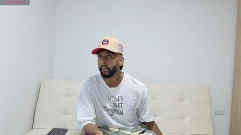 Darkmeat online show from September 25, 2025, 7:39 pm