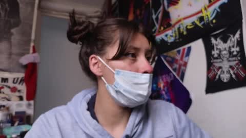 Snapshot of darkness_joones chatting on December 5, 2024, 7:06 pm Darkness online show from December 5, 2024, 7:06 pm