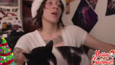 Snapshot of darkness_joones chatting on December 24, 2024, 10:06 pm Darkness online show from December 24, 2024, 10:06 pm