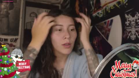 Snapshot of darkness_joones chatting on December 25, 2024, 1:10 am Darkness online show from December 25, 2024, 1:10 am