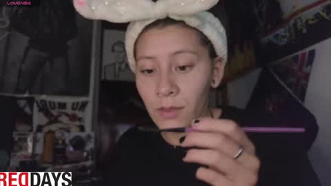 Snapshot of darkness_joones chatting on January 22, 2025, 12:59 am Darkness online show from January 22, 2025, 12:59 am