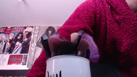 Snapshot of darkness_joones chatting on January 30, 2025, 7:48 pm Darkness online show from January 30, 2025, 7:48 pm