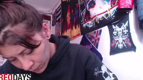 Snapshot of darkness_joones chatting on February 12, 2025, 7:02 pm Darkness online show from February 12, 2025, 7:02 pm