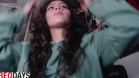 Snapshot of darkness_joones chatting on February 15, 2025, 12:04 am Darkness online show from February 15, 2025, 12:04 am