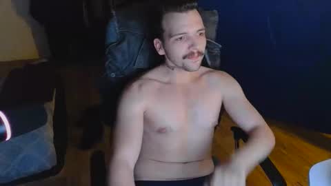 Snapshot of darknovelclown chatting on March 13, 2026, 3:13 am darknovelclown online show from March 13, 2026, 3:13 am