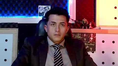 Snapshot of darko0717 chatting on December 5, 2024, 6:11 pm DARKO0717 online show from December 5, 2024, 6:11 pm
