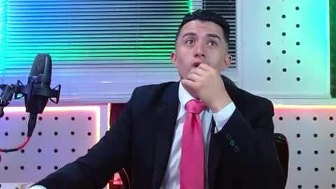 DARKO0717 online show from May 5, 2026, 11:18 am
