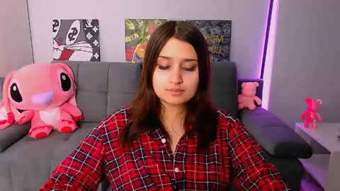 Amelie online show from May 1, 2026, 7:07 pm