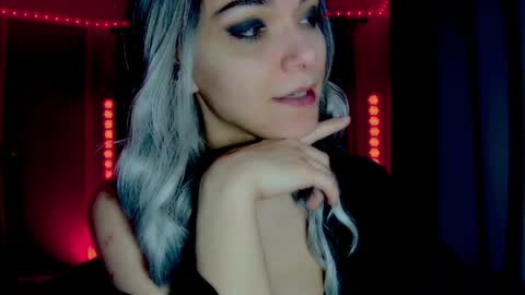 roseredgoddess online show from April 23, 2026, 2:46 am