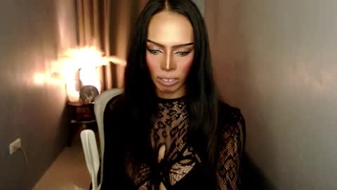 Snapshot of darksoul_mistress chatting on February 17, 2026, 5:19 pm HAPPY BIRTHDAY MISTRESS MADRIANA online show from February 17, 2026, 5:19 pm