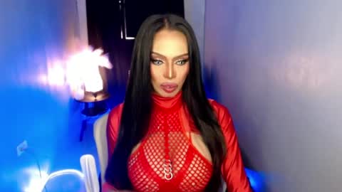 HAPPY BIRTHDAY MISTRESS MADRIANA online show from May 5, 2026, 1:57 am
