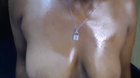 Darksultryxx30 online show from April 29, 2026, 12:05 am