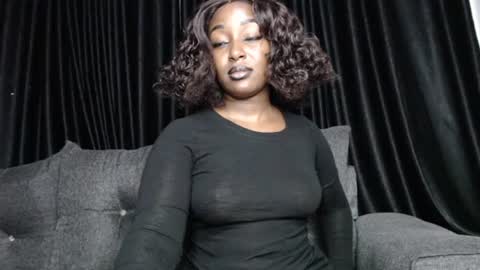 darktanqueen online show from June 27, 2026, 3:11 am