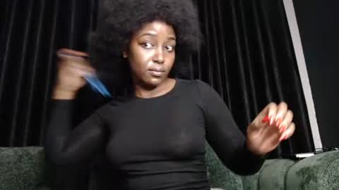 darktanqueen online show from July 4, 2026, 3:45 am