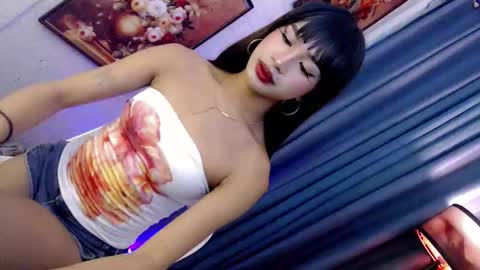 darkxdesire69 online show from January 18, 2026, 3:32 am