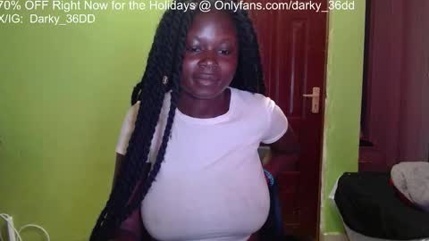 Snapshot of darky_36dd chatting on October 14, 2025, 5:41 am  exclusive sexual content -- IGTwitterX darky 32dd online show from October 14, 2025, 5:41 am