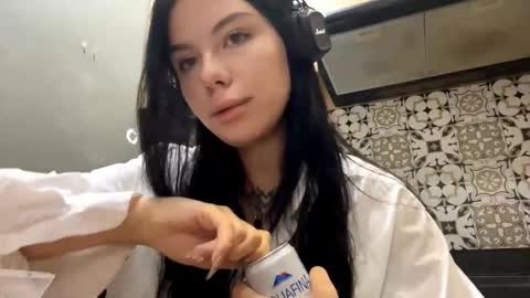 Snapshot of darlenatenofsky chatting on February 26, 2026, 5:12 pm Sarah online show from February 26, 2026, 5:12 pm